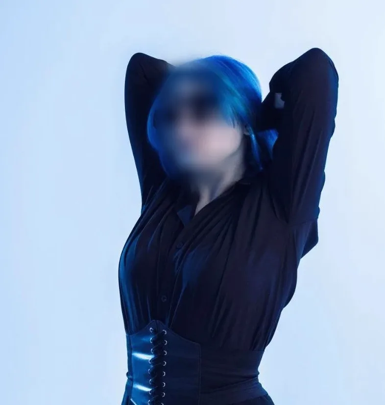 Barbara, 21