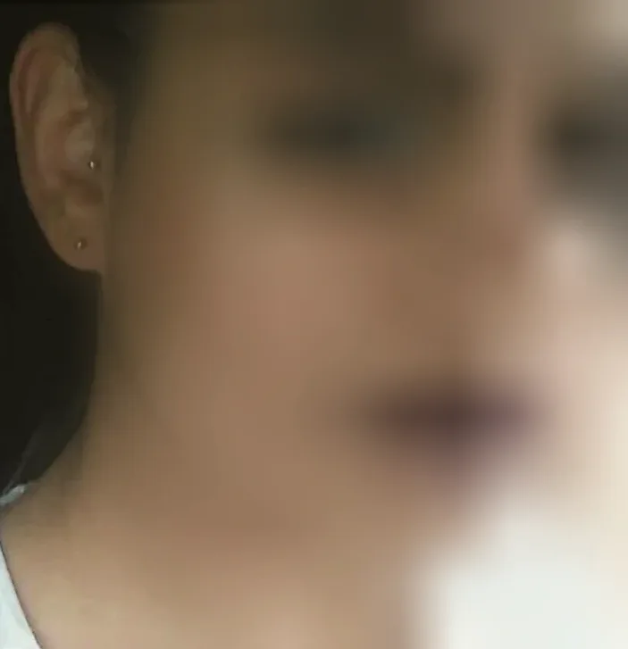 Paula, 38